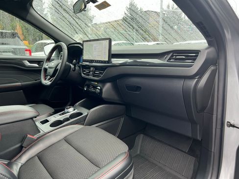 Used 2023 Ford Escape ST-Line w/ Tech Pack #1 image 18
