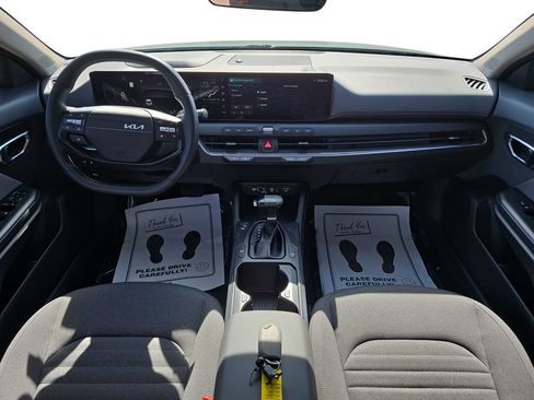 Used 2025 Kia K4 EX image 12