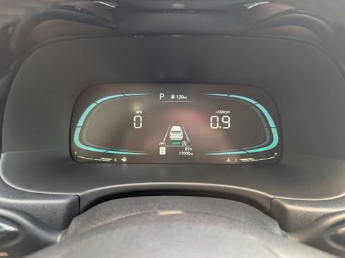 Used 2025 Hyundai Palisade SEL FWD image 14