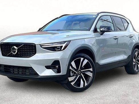 Certified 2026 Volvo XC40 B5 Ultra AWD/4WD image 15