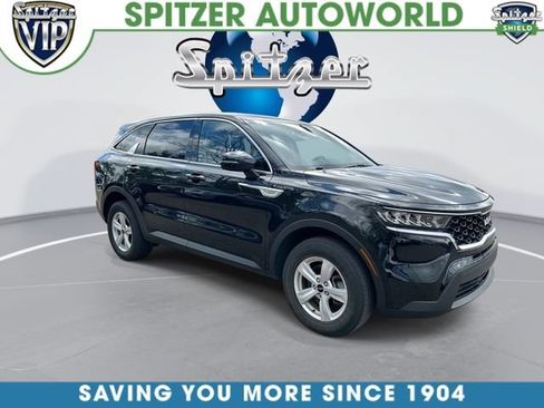 Used 2022 Kia Sorento LX AWD/4WD image 2