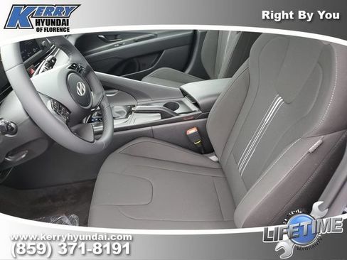 New 2026 Hyundai Elantra Sport FWD image 16