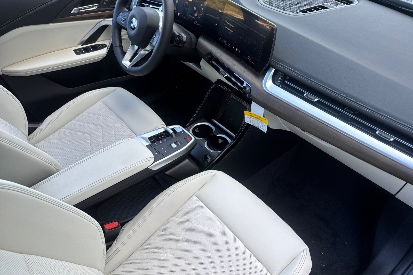 Used 2026 BMW X1 xDrive28i w/ Technology Package AWD/4WD image 29