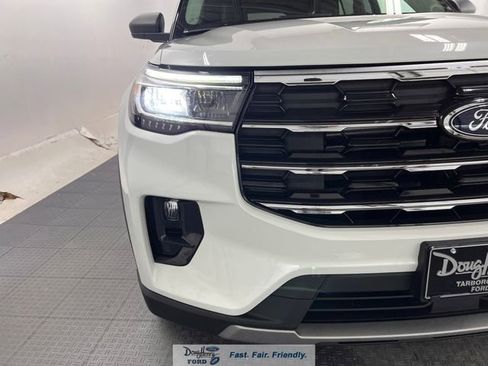 New 2026 Ford Explorer Active w/ Active Comfort Package RWD image 10