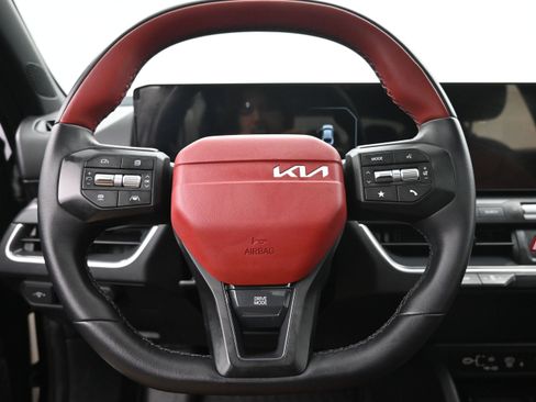 Used 2025 Kia K4 GT-Line w/ GT-Line Premium Package FWD image 13