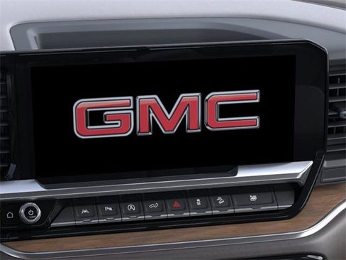 New 2026 GMC Sierra 1500 SLT image 20