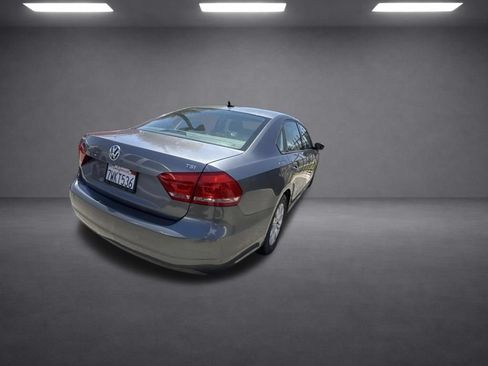 Used 2015 Volkswagen Passat 1.8T S FWD image 16