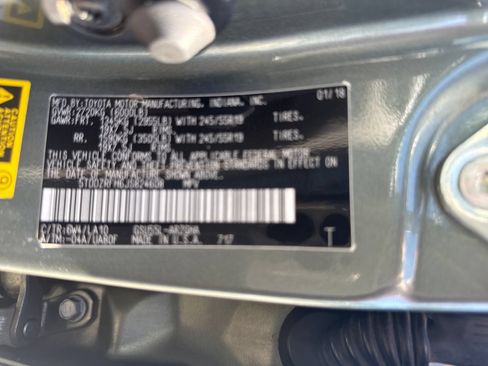 Used 2018 Toyota Highlander Limited Platinum AWD/4WD image 30