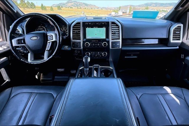 Used 2017 Ford F150 Platinum w/ Equipment Group 701A Luxury AWD/4WD image 8