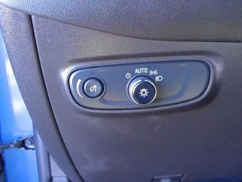 Used 2024 Chevrolet Equinox LT image 14