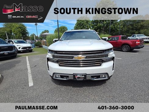 Used 2021 Chevrolet Silverado 1500 High Country w/ Technology Package AWD/4WD image 2