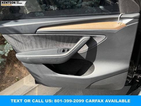 Used 2023 Tesla Model Y AWD image 16