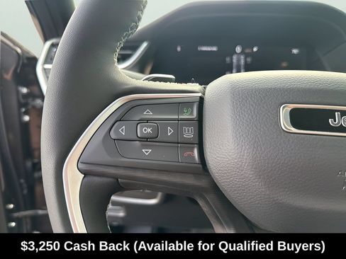 New 2025 Jeep Grand Cherokee Laredo X w/ Luxury Tech Group I RWD image 33