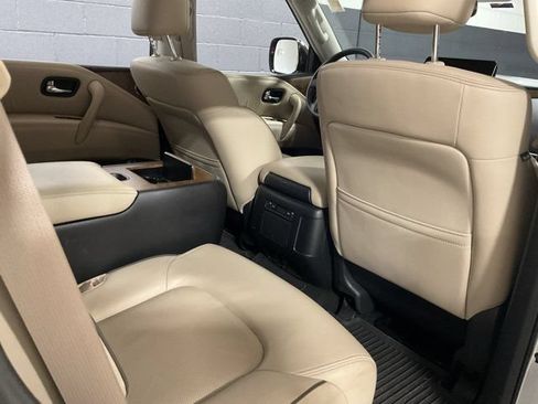 Used 2022 Nissan Armada SL w/ Captain's Chairs Package AWD/4WD image 24
