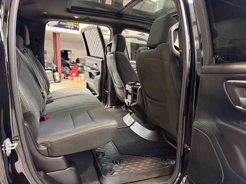 Used 2019 RAM 1500 Big Horn RWD image 41