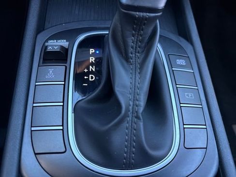 Certified 2024 Hyundai Kona SE image 30