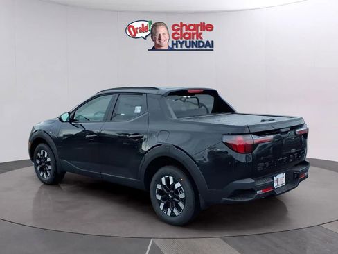 New 2026 Hyundai Santa Cruz SEL FWD image 3
