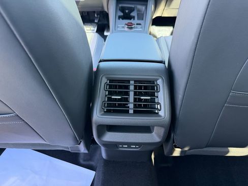 New 2026 Volkswagen Tiguan SE R-Line AWD/4WD image 25