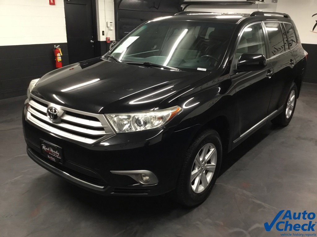 Used 2013 Toyota Highlander Plus AWD/4WD image 6