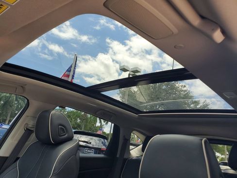 Used 2019 Acura RDX FWD w/ Advance Package image 17