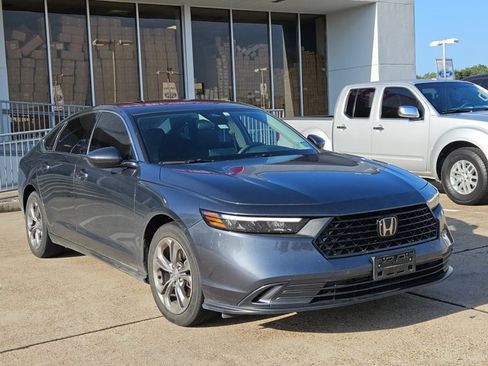 Used 2024 Honda Accord EX image 3