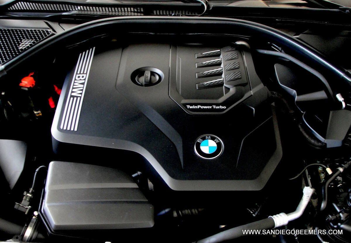 Used 2024 BMW 330i Sedan w/ M Sport Package RWD image 26