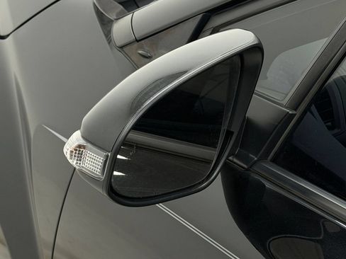 Used 2021 Toyota C-HR Nightshade FWD image 30