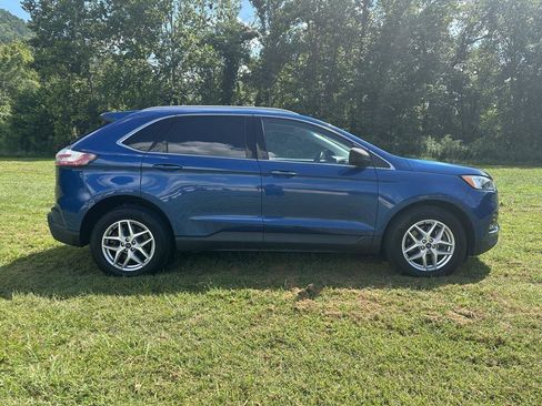 Used 2022 Ford Edge SEL image 5