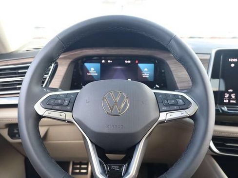 New 2026 Volkswagen Atlas SEL Premium R-Line AWD/4WD image 10