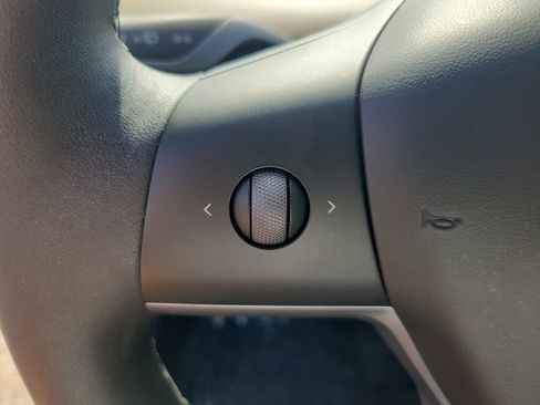 Used 2023 Tesla Model 3 Standard Range RWD image 19