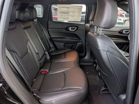 New 2026 Jeep Compass Limited image 28