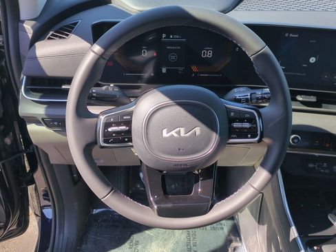 New 2026 Kia Carnival EX image 10