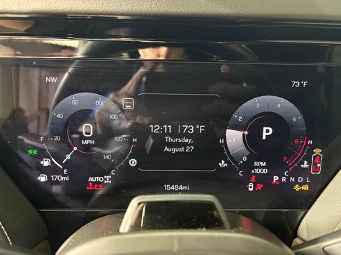 Used 2025 GMC Yukon XL Denali Ultimate AWD/4WD image 17
