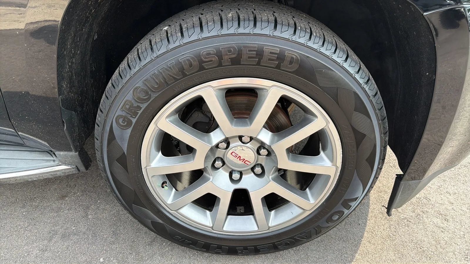 Used 2015 GMC Yukon Denali RWD image 10