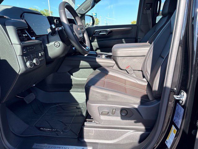 New 2026 Chevrolet Tahoe High Country AWD/4WD image 35