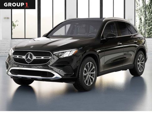 Used 2026 Mercedes-Benz GLC 300 image 1