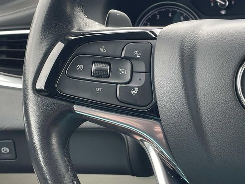 Used 2022 Buick Enclave Essence w/ Experience Buick Package image 30