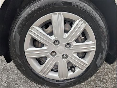 Used 2023 Kia Rio LX image 20