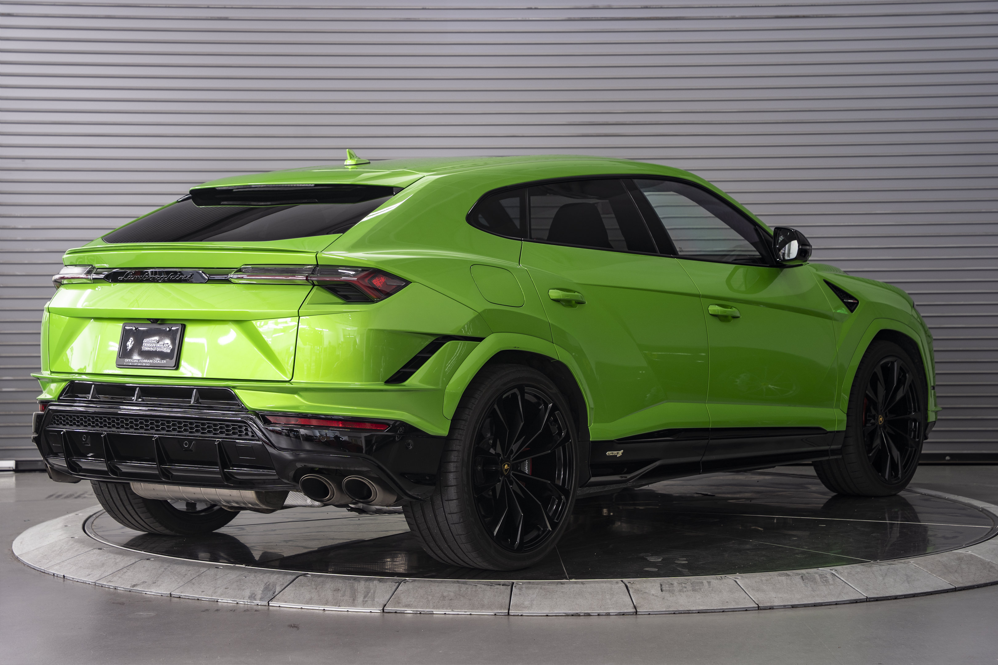 Used 2024 Lamborghini Urus S AWD/4WD image 5