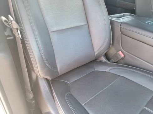Used 2021 Chevrolet Silverado 1500 High Country w/ Technology Package RWD image 13