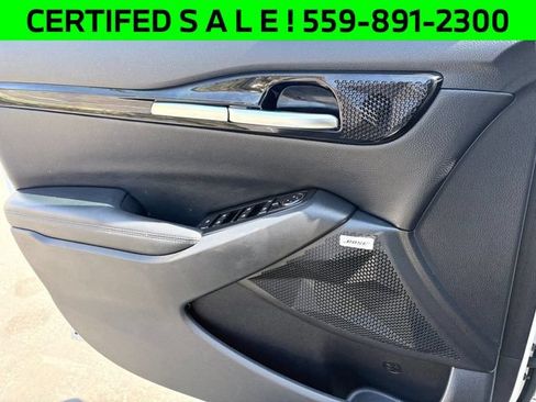 Certified 2021 Kia Seltos SX w/ SX Sunroof Package AWD/4WD image 12