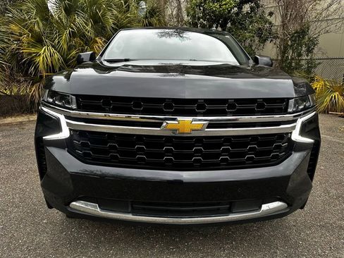 Used 2024 Chevrolet Tahoe LS RWD image 3