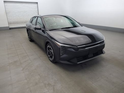 Used 2025 Kia K4 EX image 13