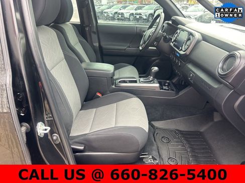 Used 2023 Toyota Tacoma TRD Sport image 11