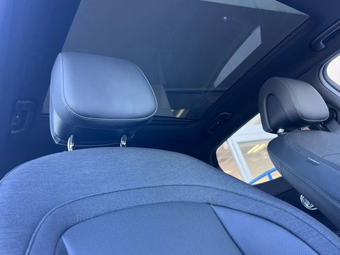 New 2026 Genesis GV60 RWD image 18