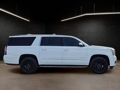 Used 2018 GMC Yukon XL Denali w/ Open Road Package AWD/4WD image 8
