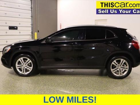 Used 2016 Mercedes-Benz GLA 250 4MATIC image 4