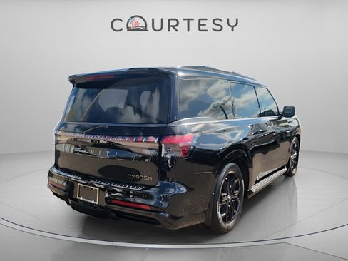 Certified 2026 INFINITI QX80 4WD w/ Sport Exterior Package image 3