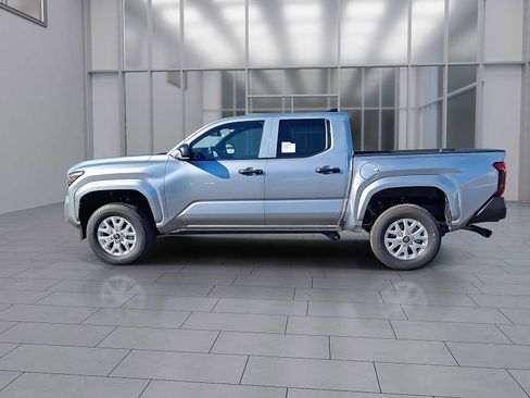 New 2026 Toyota Tacoma SR w/ SR Upgrade Package AWD/4WD image 2