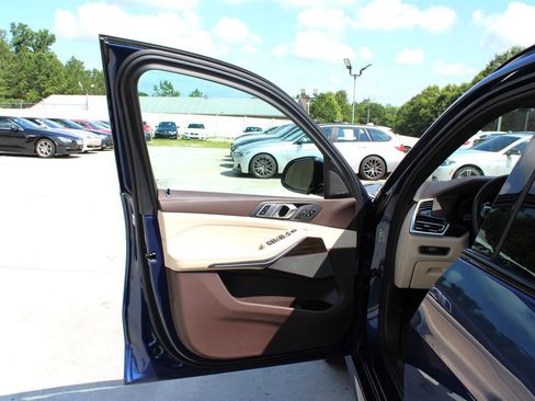 Used 2019 BMW X5 xDrive50i w/ M Sport Package AWD/4WD image 36